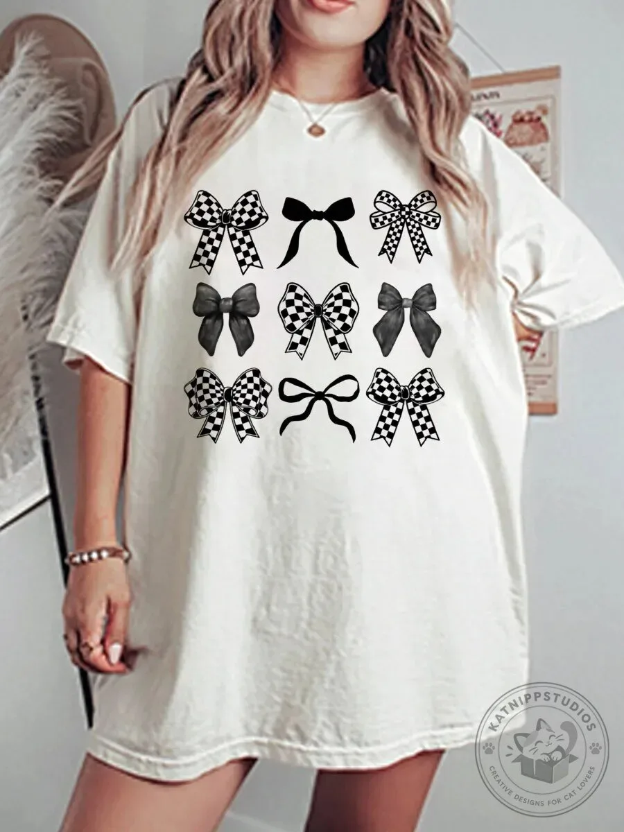 Checkered Bows Graphic Oversized T-Shirt, Vintage Black and White Bows Tee